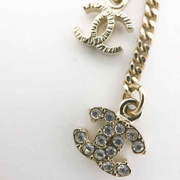 Chanel Vintage Triple Camellia Flower Necklace - Picture 8 of 9